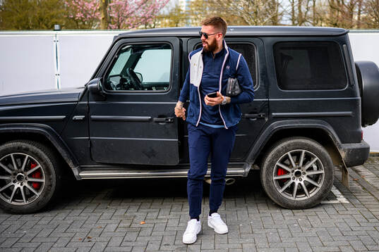 Malmö FFs Pontus Jansson ankommer till arenan