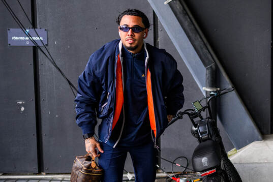 Malmö FFs Sergio Pena ankommer till arenan