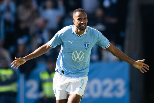 Malmö FFs Isaac Kiese Thelin jublar