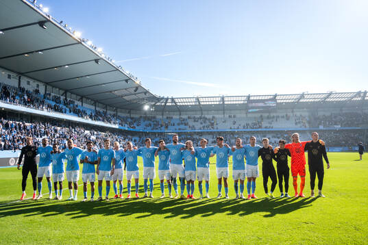 Malmö FFs spelare jublar