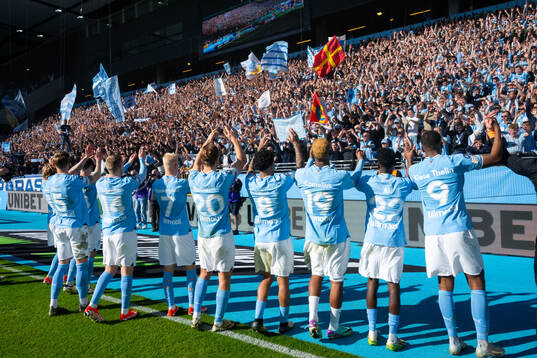 Malmö FFs spelare jublar