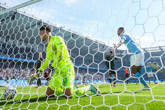 Malmö FFs Isaac Kiese Thelin jublar