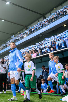 Malmö FFs Jens Stryger Larsen och Sebastian Nanasi