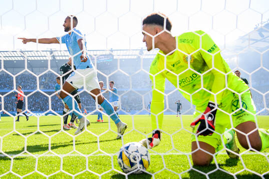 Malmö FFs Isaac Kiese Thelin jublar