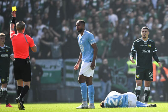 Hammarbys Edvin Kurtulus får gult kort