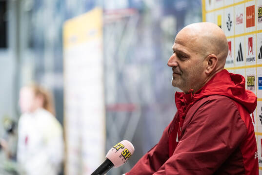 Assistant coach Magnus Wikman of the Swedish women's