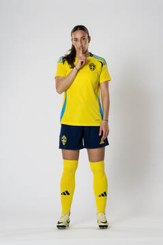 Rusul Rosa Kafaji of the Swedish women's national football
