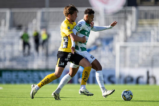 Elfsborgs Noah Söderberg och Västerås Mattéo Alrich