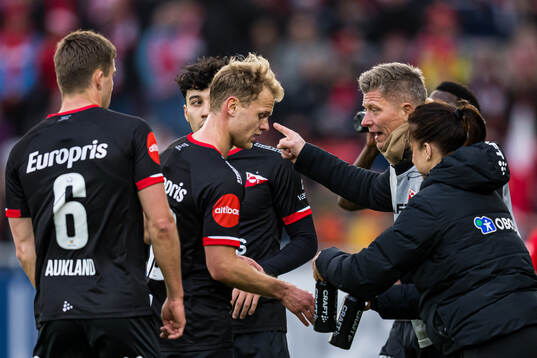 Mikkjal Thomassen, head coach of Fredrikstad