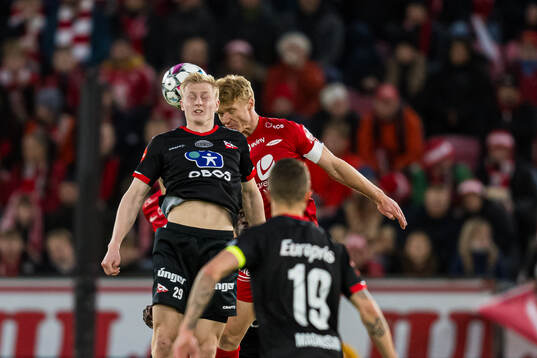 Oscar Aga of Fredrikstad anf Sivert Heltne Nilsen of Brann