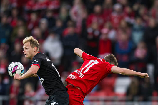 Morten Bjørlo of Fredrikstad and Joachim Soltvedt of Brann