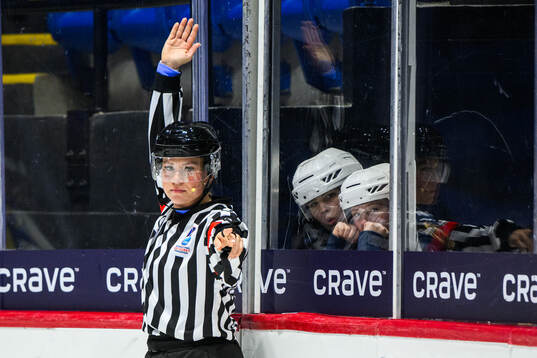 Referee Vanessa Anselm
