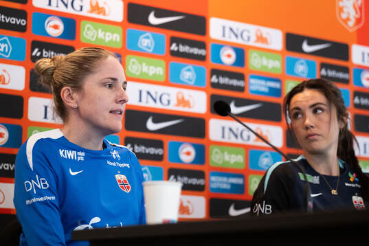Gemma Grainger, head coach, and Ingrid Syrstad Engen of the