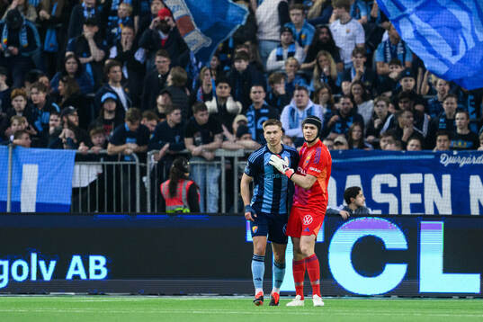 Djurgårdens Miro Tenho och Jacob Widell Zetterström deppar