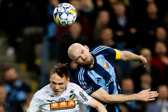 Häckens Marius Lode och Djurgårdens Marcus Danielson