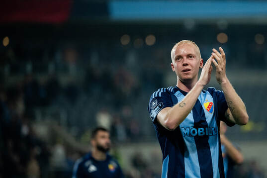 Djurgårdens Peter Therkildsen  jublar