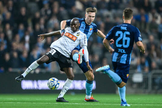 Häckens Edward Chilufya och Djurgårdens Miro Tenho