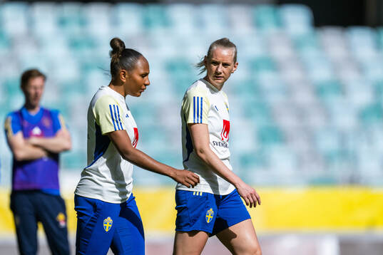 Madelen Janogy and Stina Blackstenius of the Swedish
