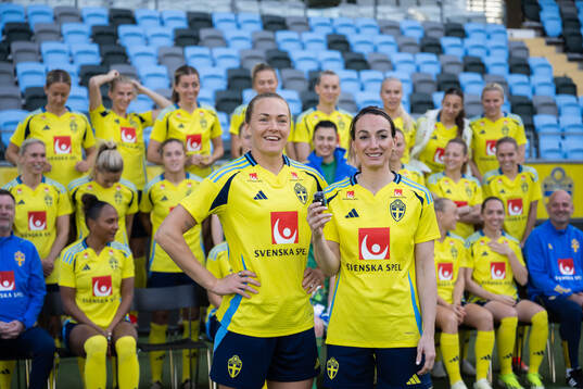 Magdalena Eriksson and Kosovare Asllani