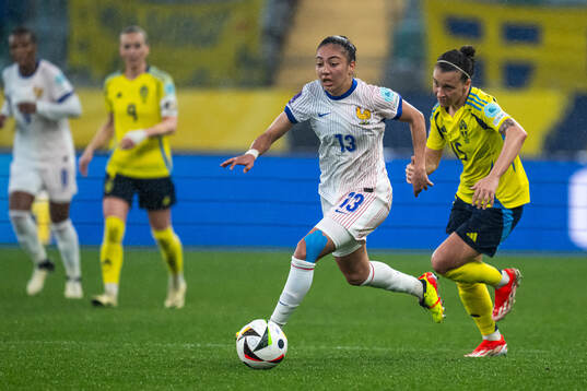 Selma Bacha of France and Julia Zigiotti Olme of Sweden