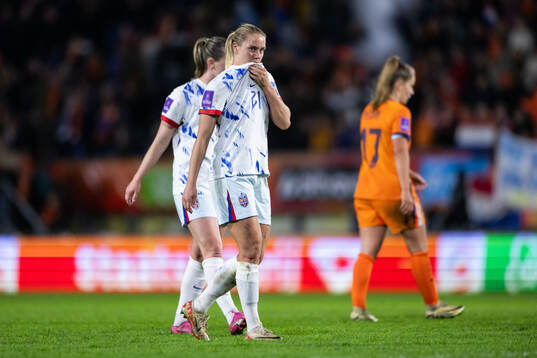 Lisa Naalsund  of Norway looks dejected