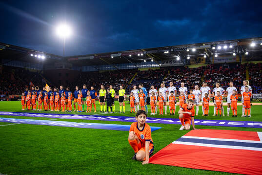 Players of Netherlands and of Norway