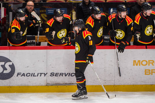 Brynäs Tyler Kelleher jublar