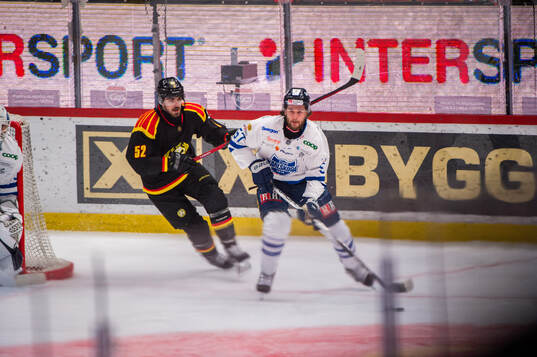 Brynäs Jack Kopacka och Karlskogas Måns Krämer
