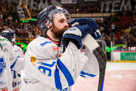 Karlskogas Rikard Olsén deppar