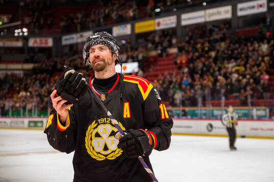 Brynäs Anton Rödin jublar