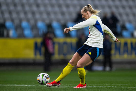 Stina Blackstenius of Sweden