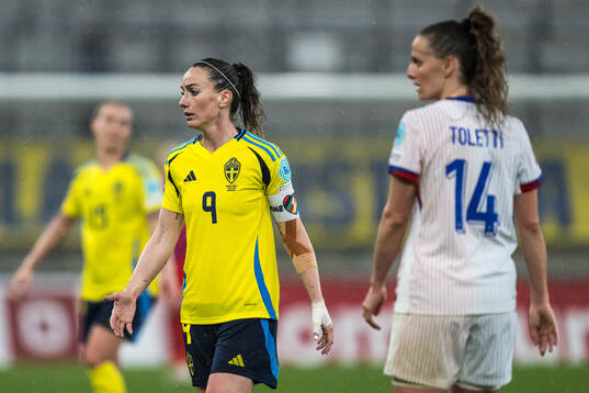 Kosovare Asllani of Sweden