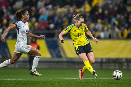 Stina Blackstenius of Sweden