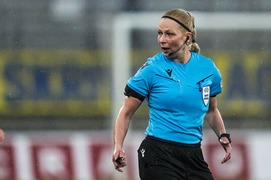 Referee Ewa Augustyn