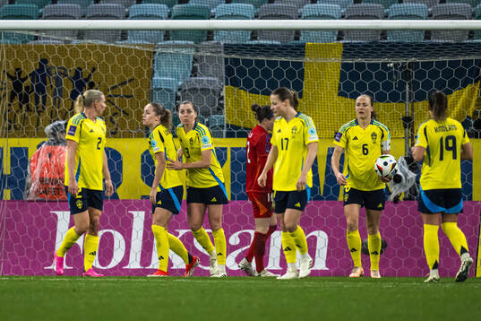 Hanna Lundkvist and Linda Sembrant of Sweden looks dejected
