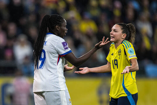 Griedge Mbock Bathy of France and Johanna Rytting Kaneryd