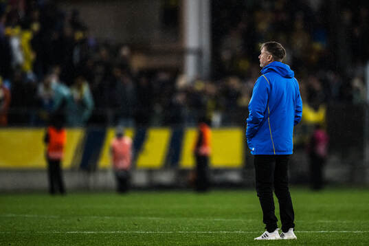 Head coach Peter Gerhardsson of Sweden looks dejected