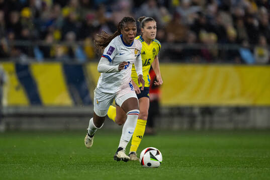 Grace Geyoro of France