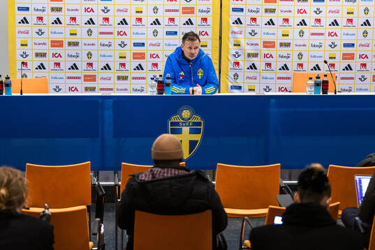Head coach Peter Gerhardsson of Sweden