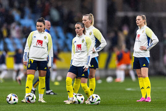 Johanna Rytting Kaneryd, Kosovare Asllani, Stina