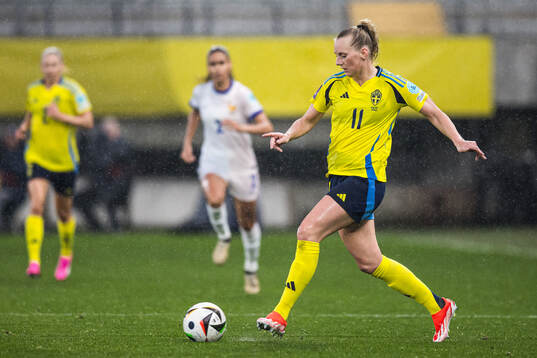 Stina Blackstenius of Sweden