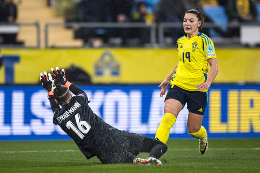 Johanna Rytting Kaneryd of Sweden and Pauline
