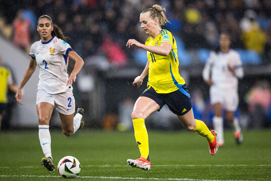 Stina Blackstenius of Sweden