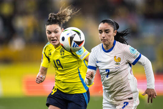 Johanna Rytting Kaneryd of Sweden and Sakina Karchaoui of