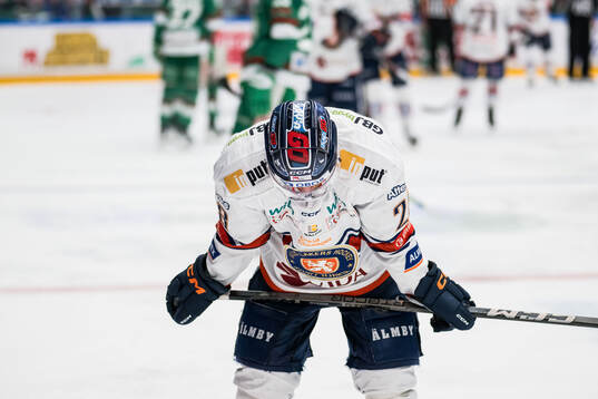Växjös Hugo Gustafsson deppar