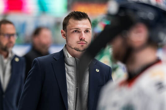 Rögles assisterande tränare Max Bohlin