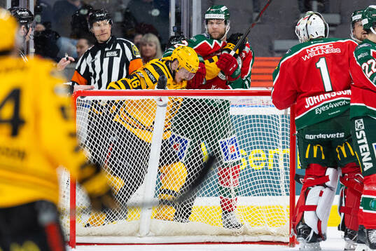 Skellefteås Linus Lindström och Frölundas Christian Folin