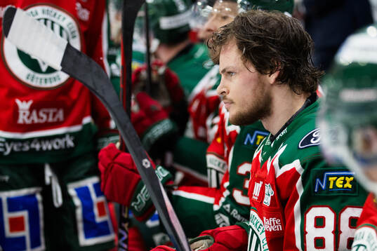 Frölundas Malte Strömwall deppar