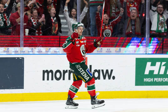 Frölundas Max Friberg jublar
