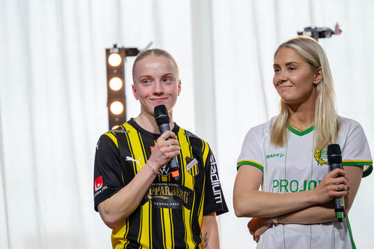 Anna Sandberg, Häcken, och Alice Carlsson, Hammarby